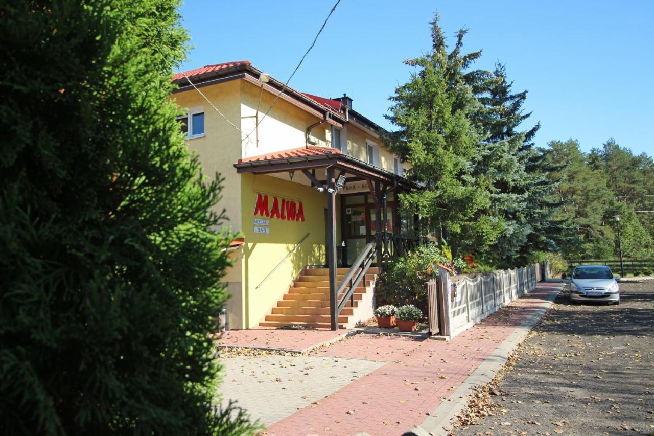 Bar Malwa Motel อเล็กซานดรูฟ ลูดสกี ภายนอก รูปภาพ