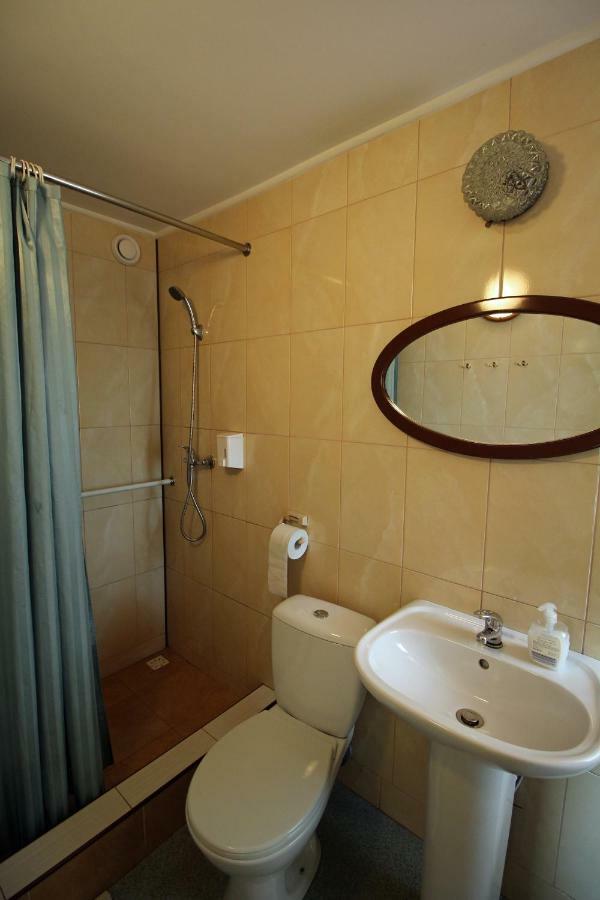 Bar Malwa Motel อเล็กซานดรูฟ ลูดสกี ภายนอก รูปภาพ